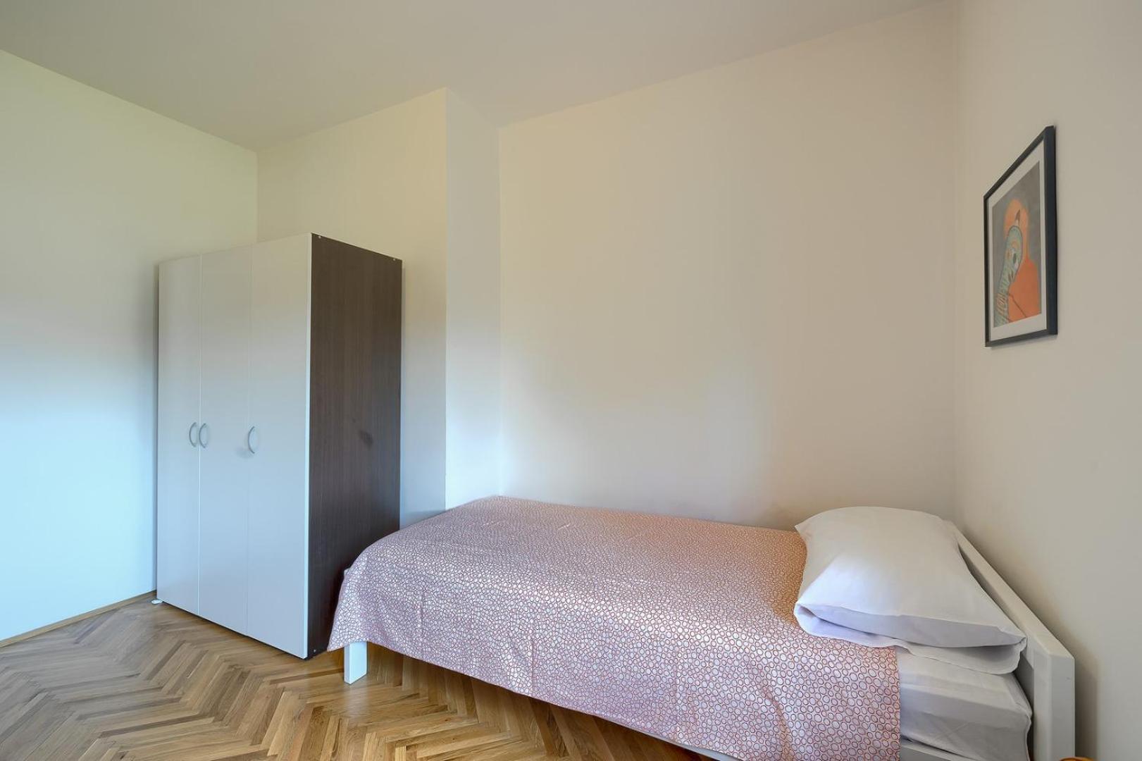 Apartment Viktor Pula Exteriör bild